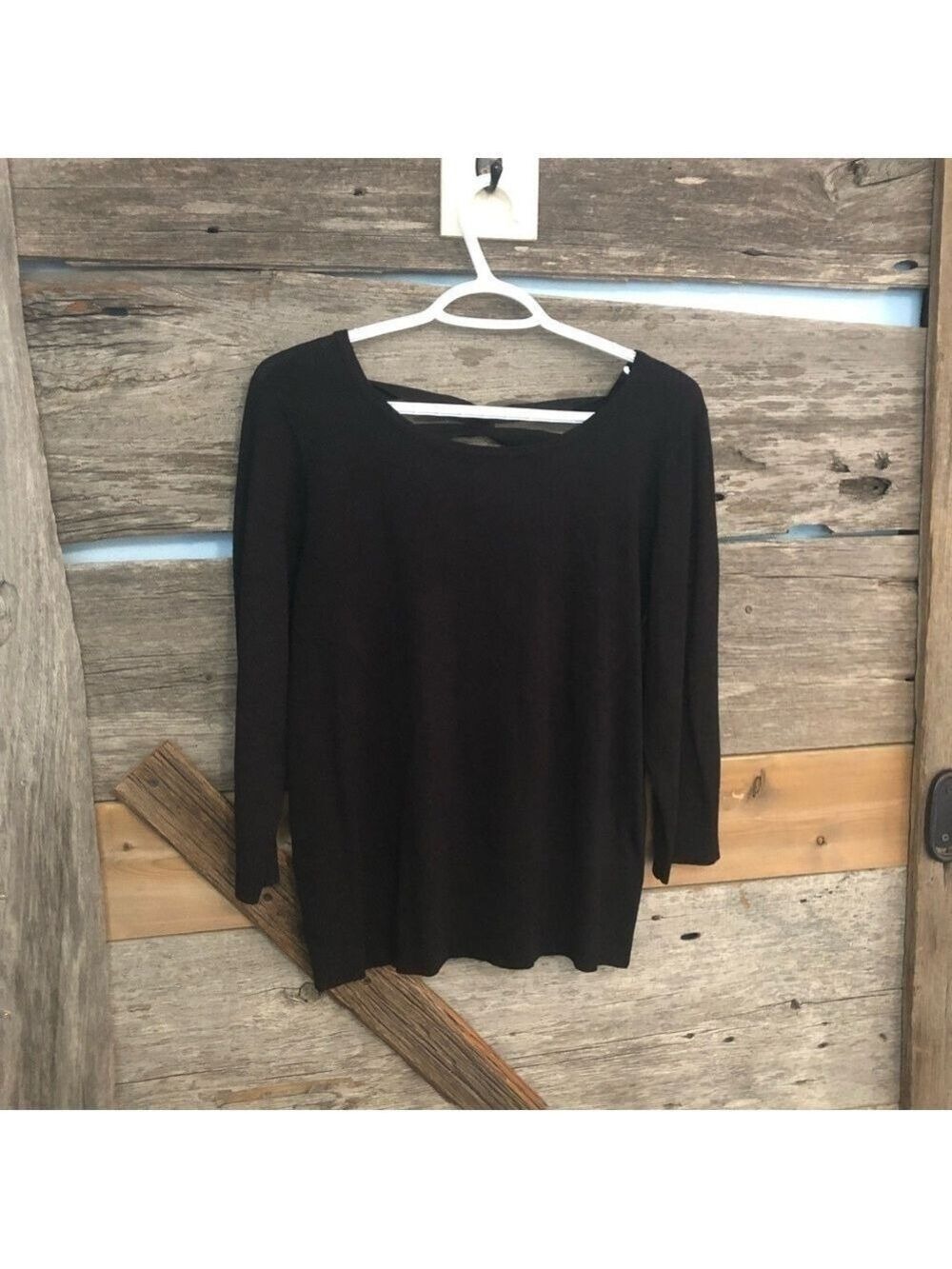 Cable & Gage Size Med Black Lightweight Sweater